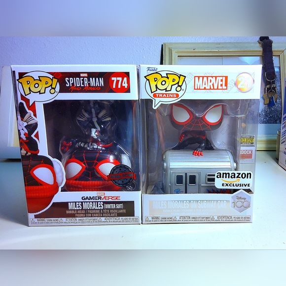 Funko Pop #774 Miles Morales Winter Suit Excl #21 Miles on Subway Train w Cases - Picture 12 of 13